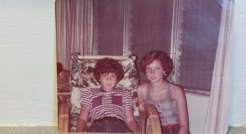 Elisa Albo and her brother in their aunt's Florida room in Miami Beach.
